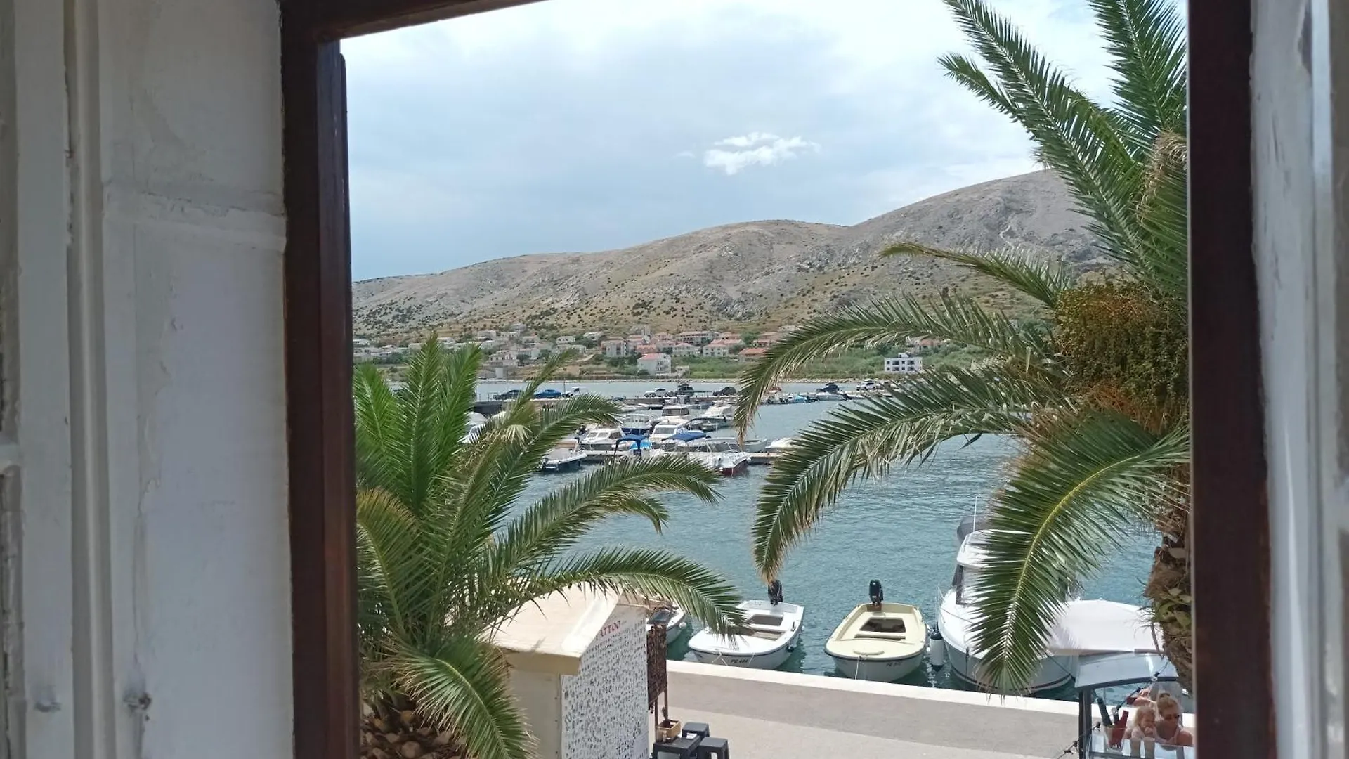 Apartment Penthouse & Apartment Studio Franci Pag Town
