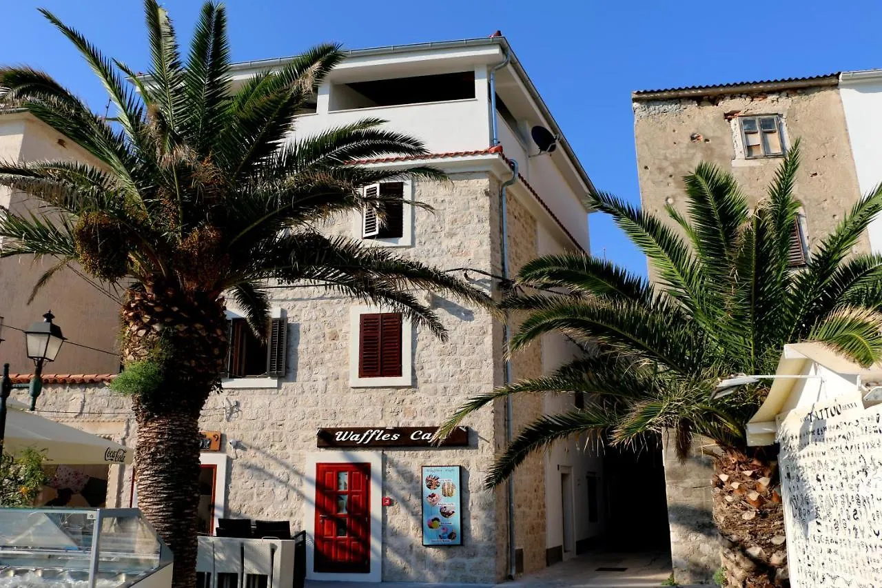 Apartment Penthouse & Apartment Studio Franci