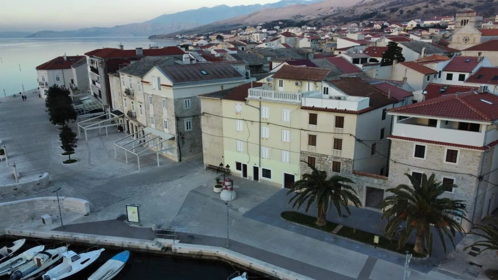 Apartment Penthouse & Apartment Studio Franci Pag Town