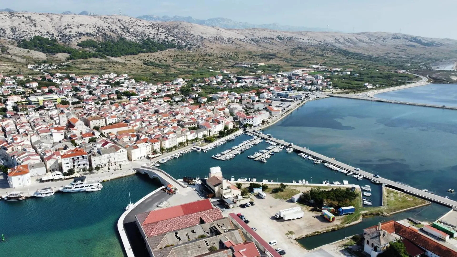 Apartment Penthouse & Apartment Studio Franci 0*, Pag Town